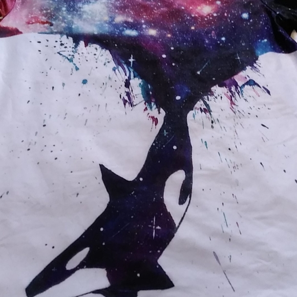 A Whale Under Galaxy T-Shirt Unisex - Picture 3 of 4